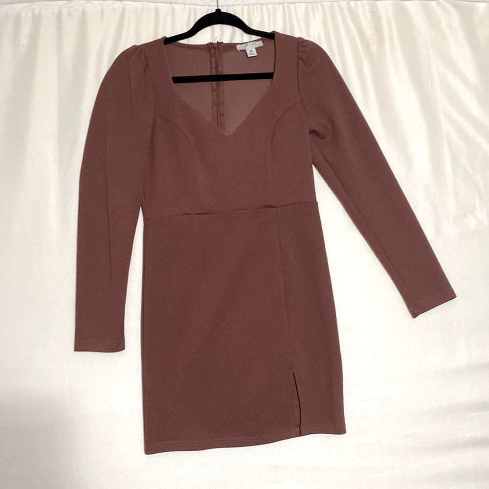 Favluxe dress. Mauve color. New!